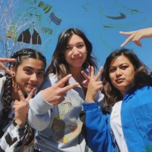 Meet your Posher, Holly